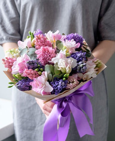 Бесплатная доставка цветов во Мценске